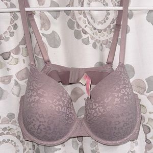 PINK Victoria’s Secret bra